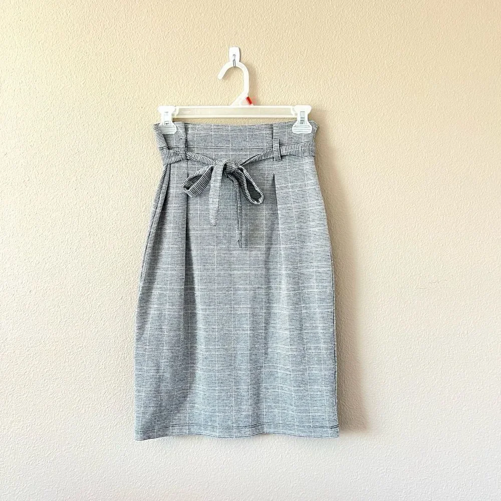 Max Studio Houndstooth Career Pencil Skirt